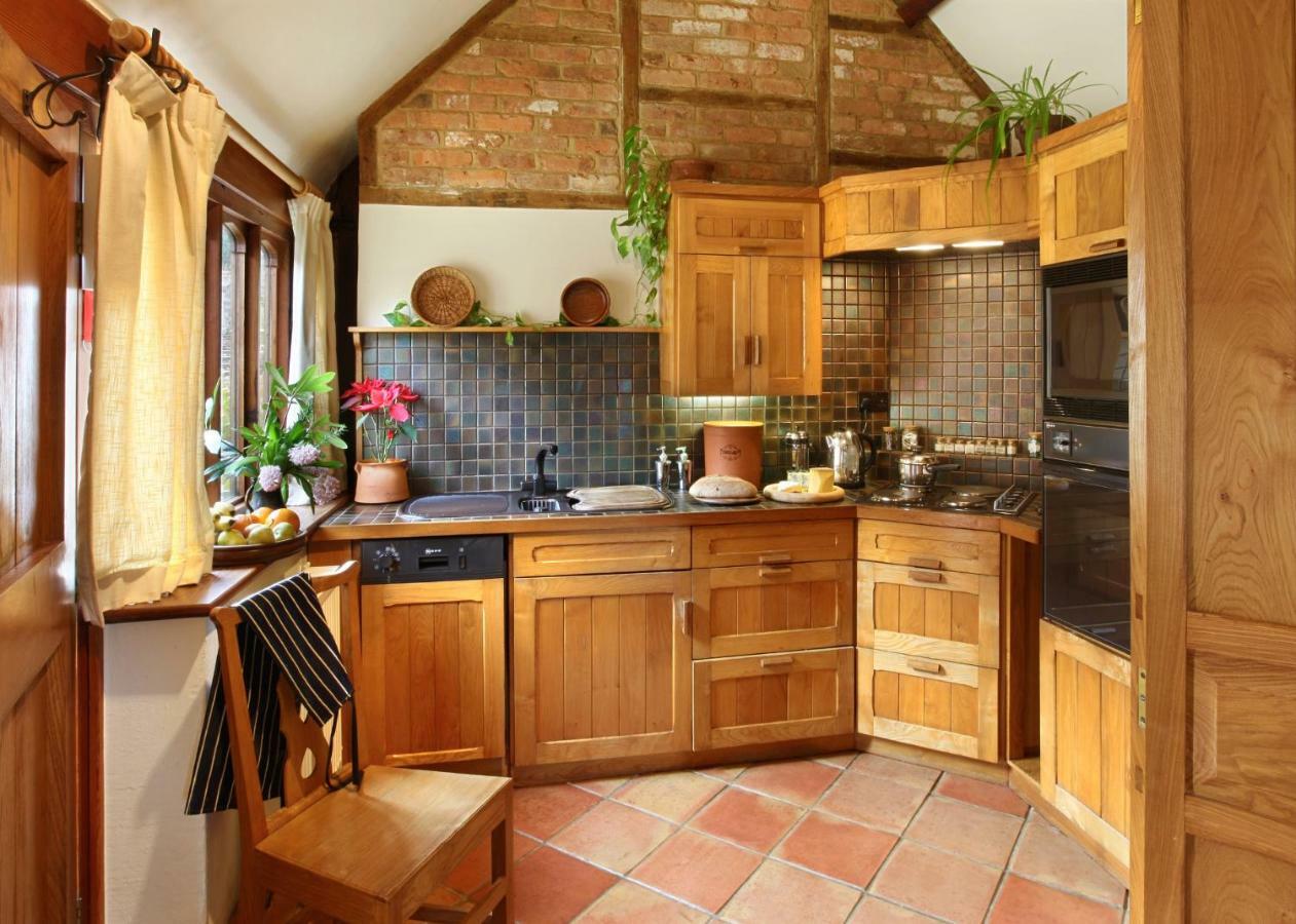 Heath Farm Holiday Cottages Swerford エクステリア 写真